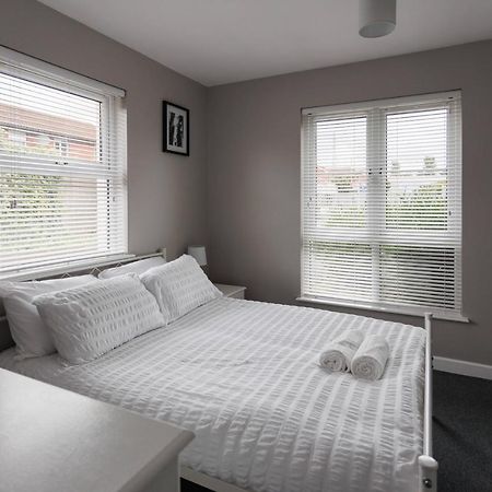 2 Bedroom Ground Floor Apartment Belfast Exterior foto